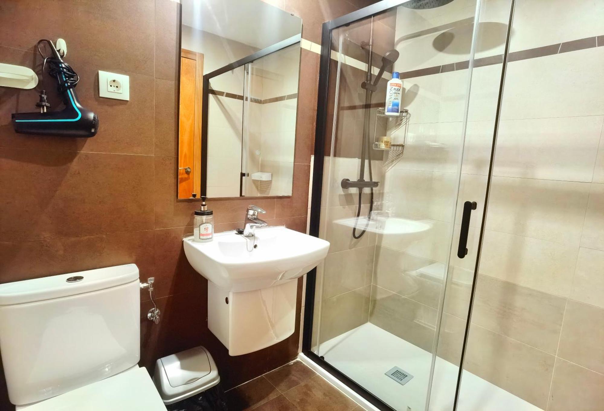 Jie Apartment *